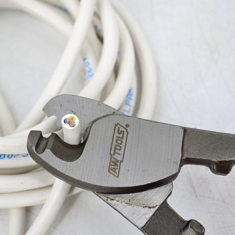 AWTOOLS SZCZYPCE DO CIĘCIA PRZEWODÓW 250mm AWTOOLS SZCZYPCE DO CIĘCIA PRZEWODÓW 250mm