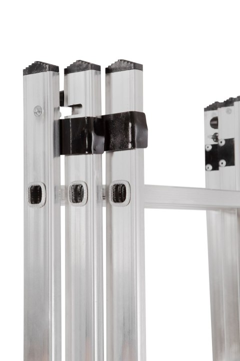 AWTOOLS DRABINA ALUMINIOWA BASIC 3x10 STOPNI 150KG AWTOOLS DRABINA ALUMINIOWA BASIC 3x10 STOPNI 150KG